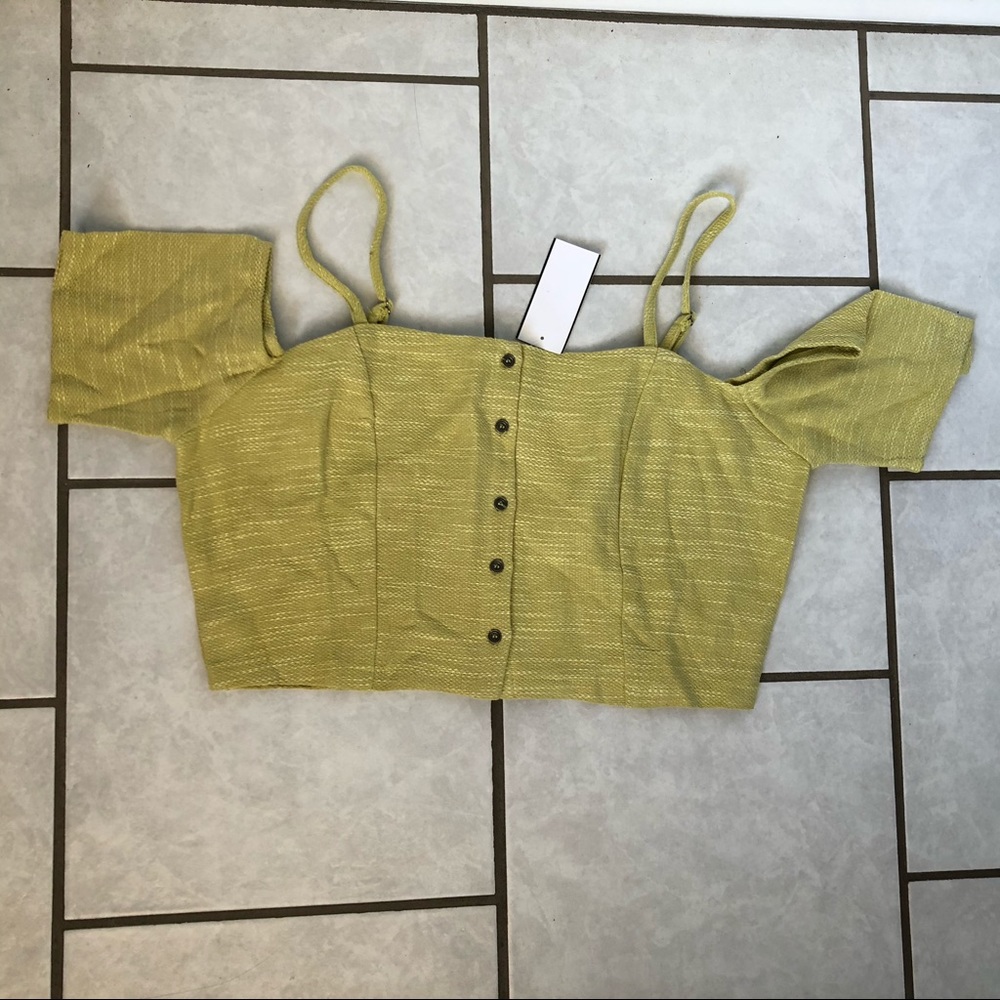 ASTR The Label Anabelle Cold Shoulder Vibrant Citron Crop Top NWT Size L